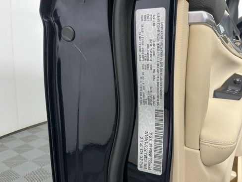 Used 2023 Jeep Grand Cherokee L Limited image 33