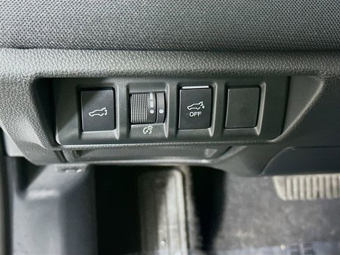 Certified 2025 Subaru Outback Premium w/ Popular Package #1A image 15