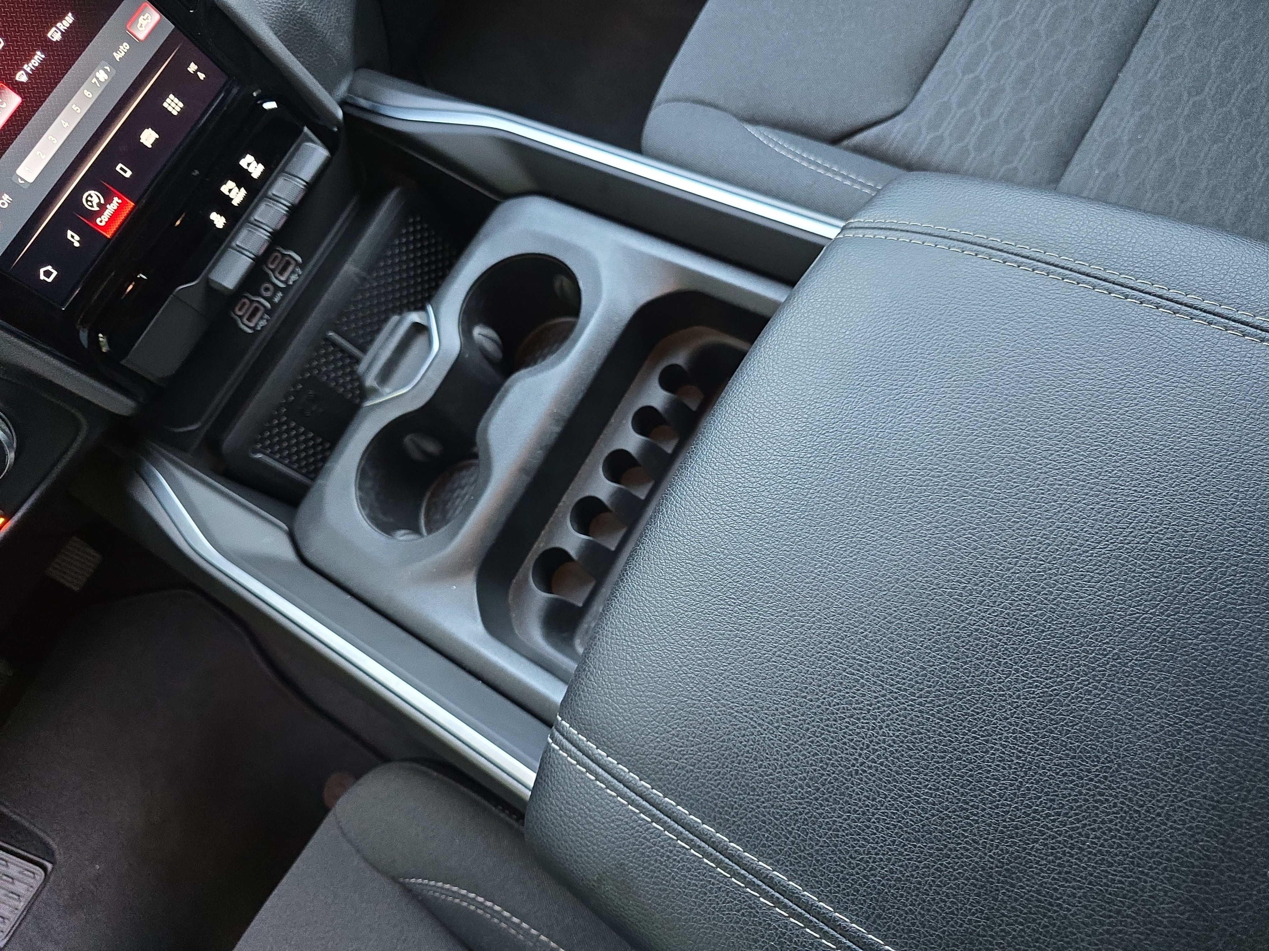 Used 2025 RAM 1500 Big Horn AWD/4WD image 25