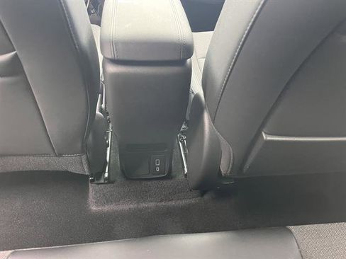 Used 2022 Buick Encore GX Preferred w/ Sport Touring Package image 19