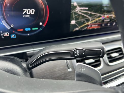 Used 2023 Mercedes-Benz GLS 450 4MATIC image 26