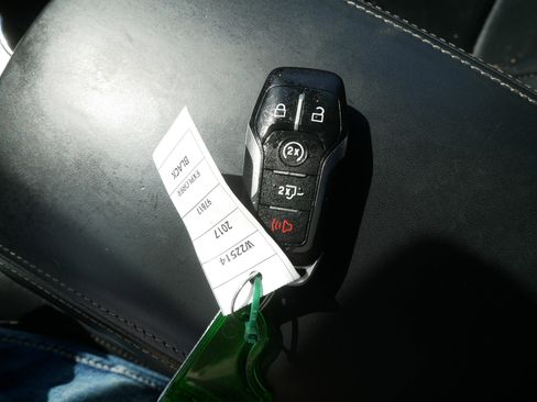 Used 2017 Ford Explorer Platinum image 52