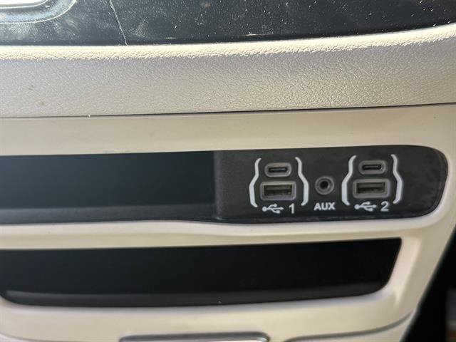 Used 2023 Chrysler Voyager LX FWD image 19