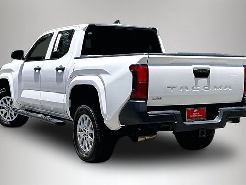 Used 2025 Toyota Tacoma SR RWD image 4