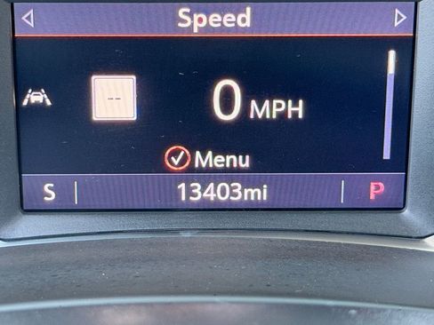 Used 2023 GMC Terrain SLE w/ Driver Convenience Package FWD image 24