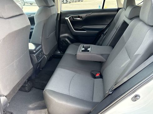 Used 2025 Toyota RAV4 XLE image 13