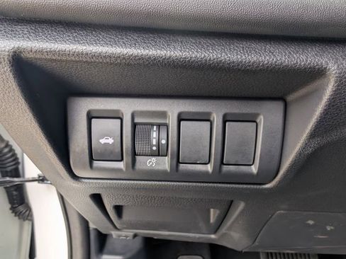 Certified 2025 Subaru Legacy Limited w/ Popular Package #2 image 32