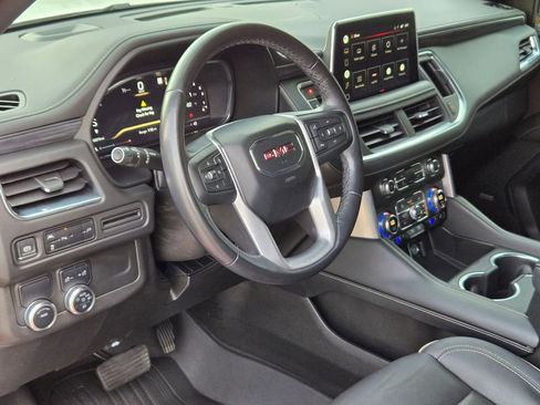 Used 2022 GMC Yukon SLT image 10
