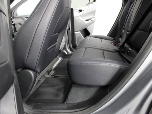 New 2026 Chevrolet Equinox LT FWD image 18