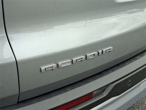 New 2026 GMC Acadia Elevation w/ Elevation Premium Package image 17
