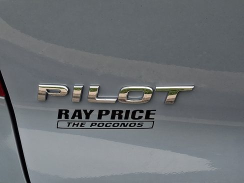 Used 2022 Honda Pilot Special Edition image 4