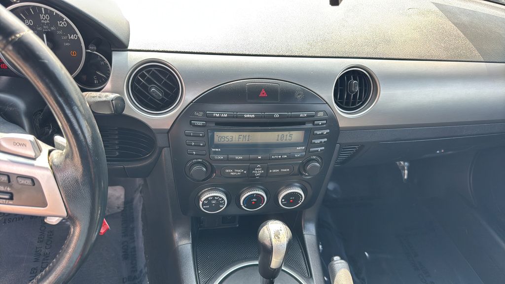 Used 2009 MAZDA MX-5 Miata Touring RWD image 15