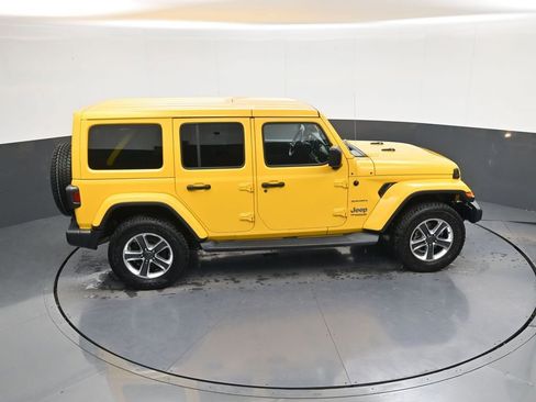 Used 2020 Jeep Wrangler Unlimited Sahara w/ Cold Weather Group AWD/4WD image 27