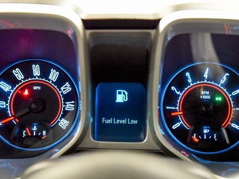 Used 2011 Chevrolet Camaro LT image 18