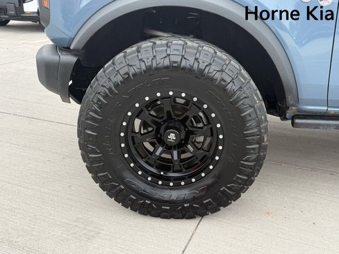 Used 2024 Ford Bronco Black Diamond AWD/4WD image 8