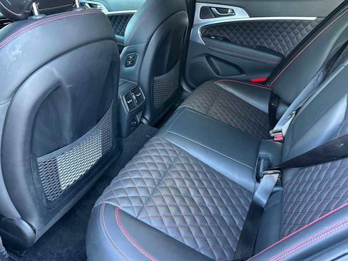 Used 2019 Genesis G70 2.0T Advanced w/ Sport Package image 14