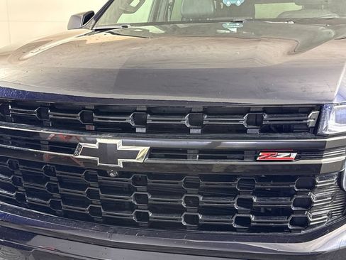 Certified 2023 Chevrolet Suburban Z71 w/ Off-Road Capability Package AWD/4WD image 4