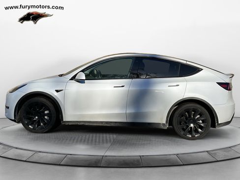 Used 2020 Tesla Model Y Performance image 6