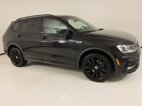 Used 2020 Volkswagen Tiguan SE R-Line image 6