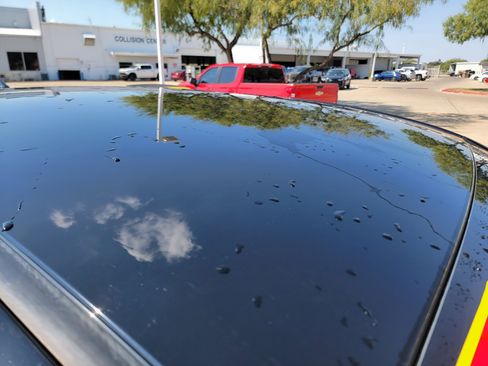 Used 2022 Toyota Venza LE image 8