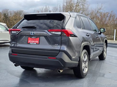 Used 2023 Toyota RAV4 LE image 5