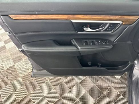 Used 2019 Honda CR-V Touring image 23