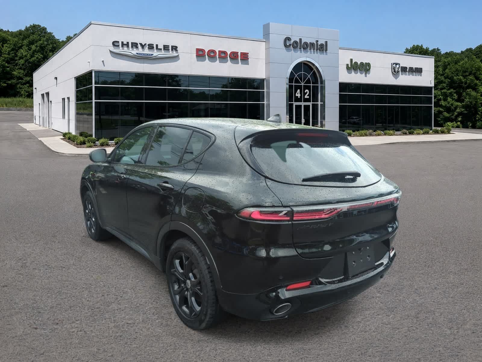 Used 2024 Dodge Hornet R/T Plus w/ R/T Blacktop Package AWD/4WD image 4