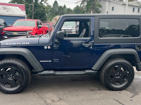 Used 2013 Jeep Wrangler Rubicon w/ Dual Top Group AWD/4WD image 4