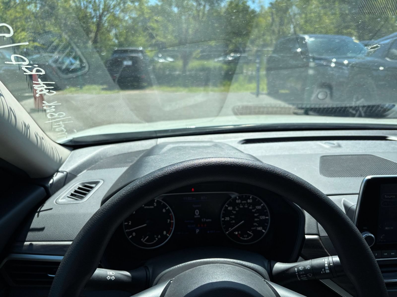 Used 2025 Nissan Altima 2.5 SV FWD image 33
