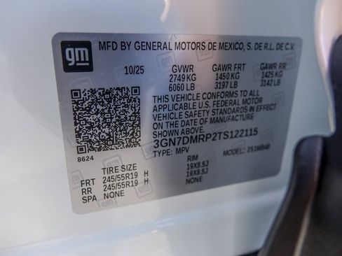 New 2026 Chevrolet Equinox EV LT image 25