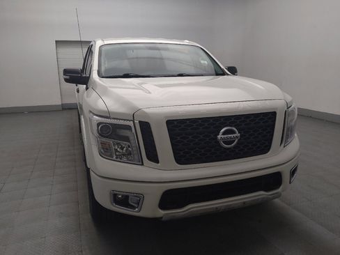 Used 2018 Nissan Titan PRO-4X image 14