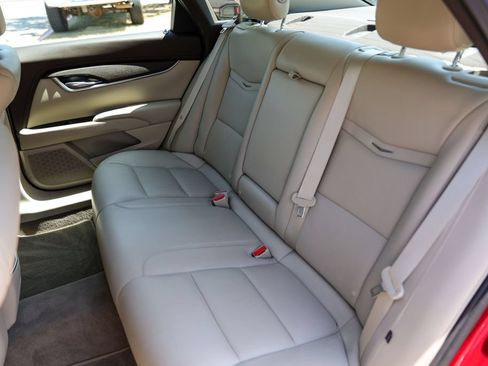 Used 2013 Cadillac XTS FWD image 21