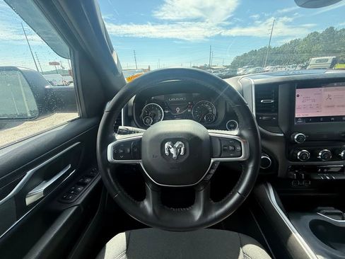 Used 2022 RAM 1500 Big Horn AWD/4WD image 7