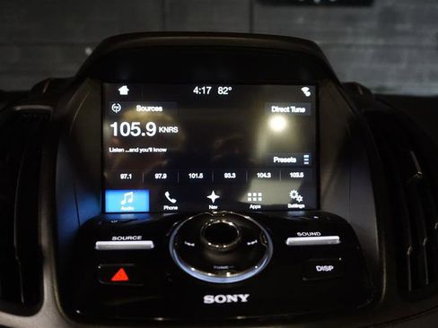 Used 2017 Ford Escape Titanium image 15