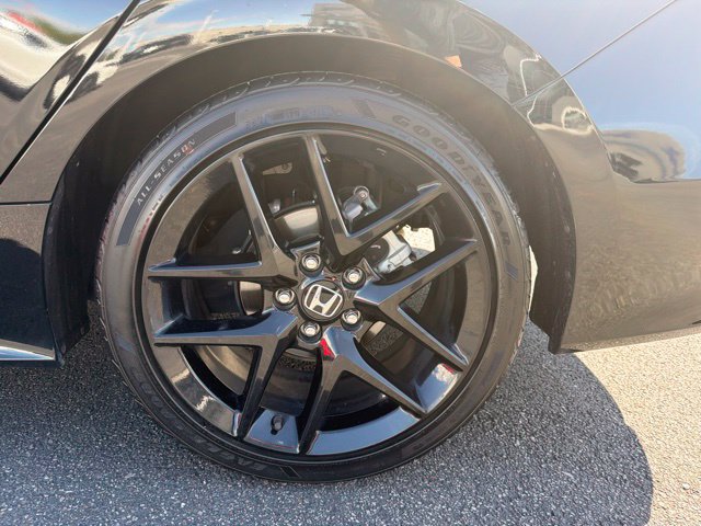 Used 2023 Honda Civic Sport image 9