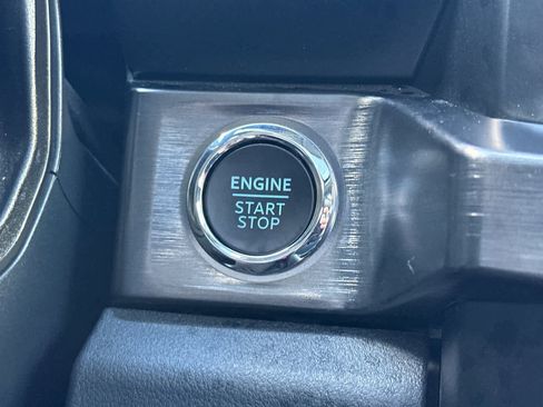 Certified 2025 Ford F350 Lariat w/ Lariat Ultimate Package AWD/4WD image 22