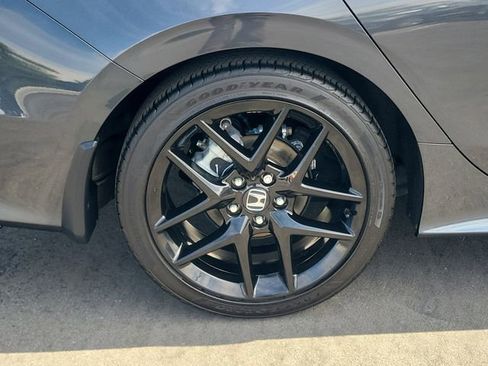 Certified 2025 Honda Civic Sport image 6
