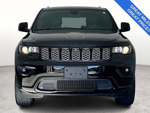 Used 2021 Jeep Grand Cherokee Laredo X image 5