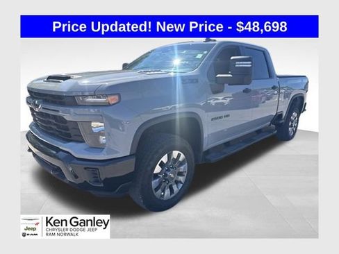 Used 2024 Chevrolet Silverado 2500 Custom w/ Custom Value Package AWD/4WD image 1