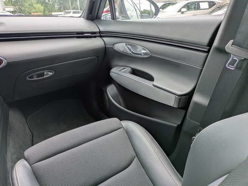 Used 2025 Genesis GV70 3.5T Sport AWD/4WD image 22