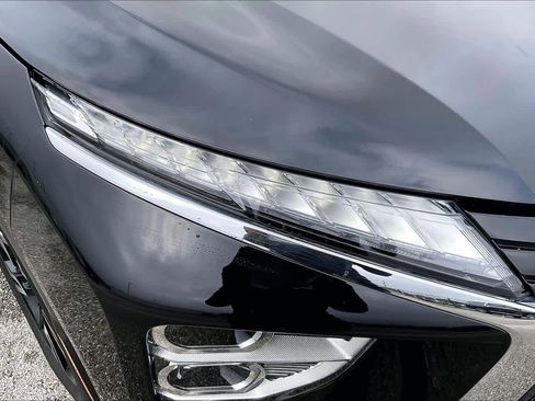 Used 2023 Mitsubishi Eclipse Cross SEL image 26