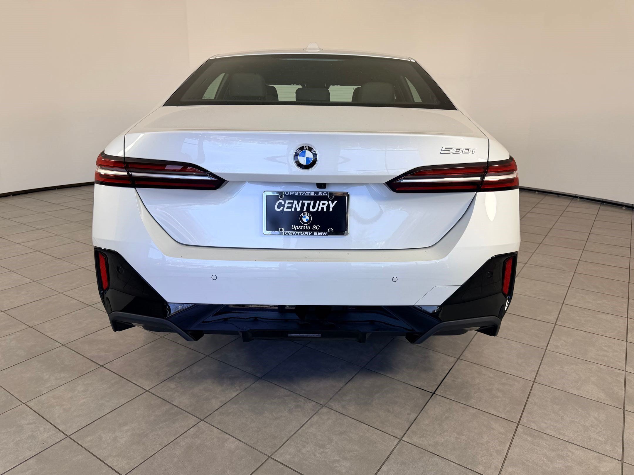 Used 2026 BMW 530i w/ M Sport Package RWD image 10