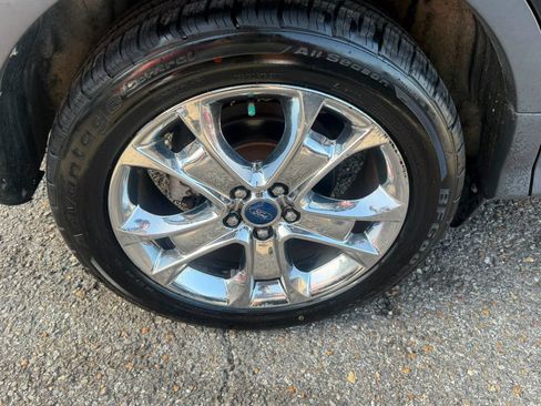 Used 2013 Ford Escape SEL FWD image 8