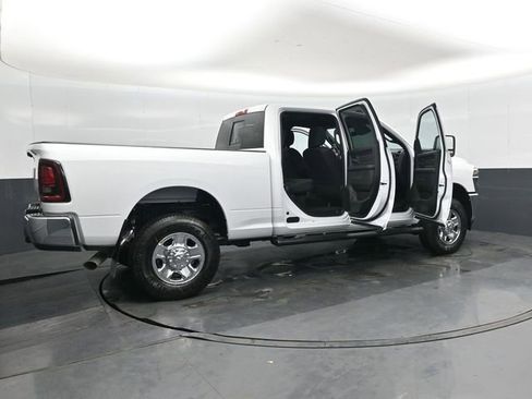 New 2026 RAM 2500 Tradesman AWD/4WD image 45