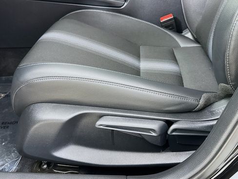 Used 2025 Honda Civic Sport image 20