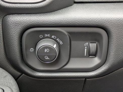 New 2026 RAM 2500 Tradesman AWD/4WD image 24