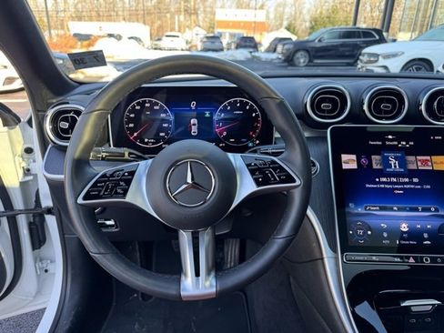 Used 2025 Mercedes-Benz C 300 4MATIC Sedan image 15
