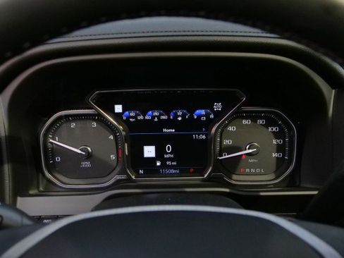 Used 2023 GMC Sierra 2500 Denali w/ Denali Black Diamond Edition image 13