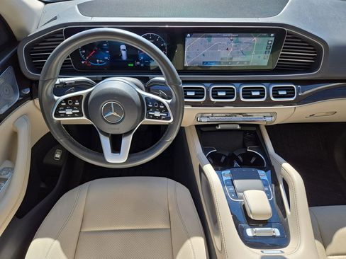 Used 2020 Mercedes-Benz GLS 450 4MATIC image 14