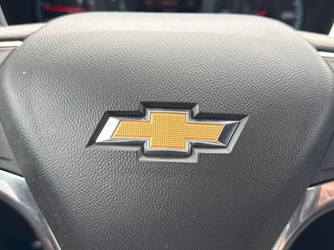 Used 2018 Chevrolet Equinox LT AWD/4WD image 26